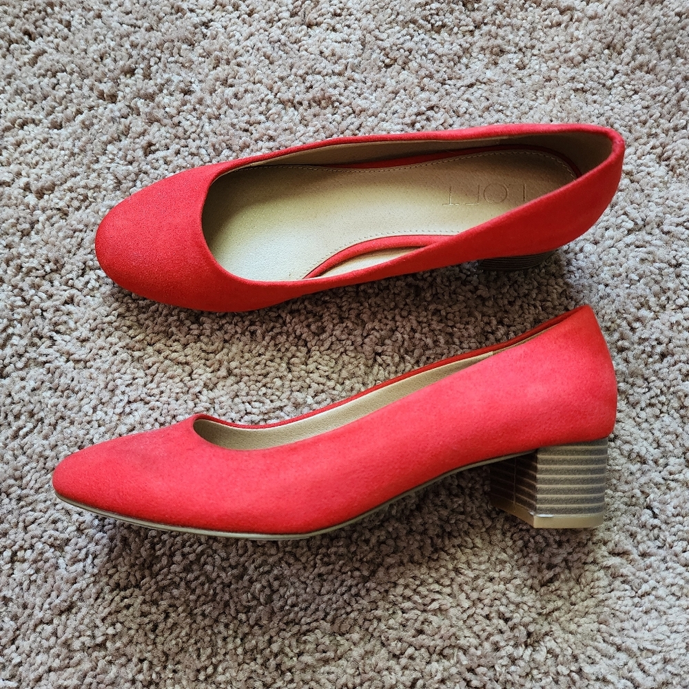 [Pick 2 Items for $8!] Loft Poppy Red Heels Size 6